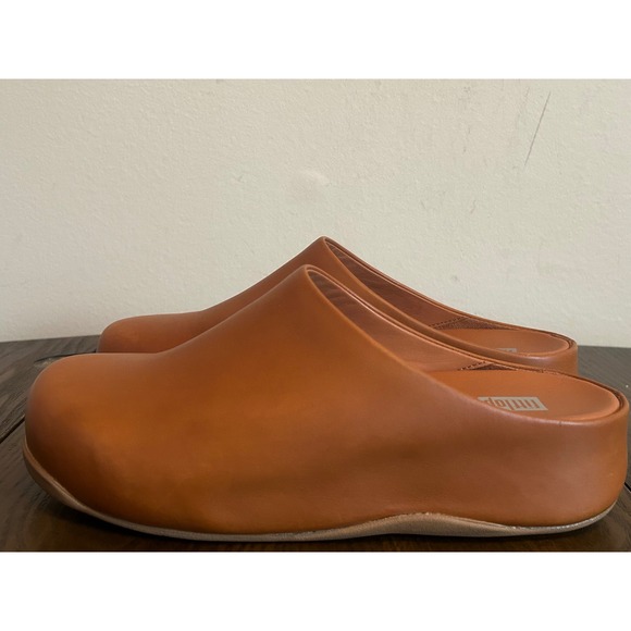 Fitflop Shoes - Women's FitFlop Shuv Clogs